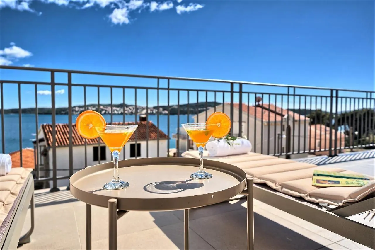 Domenico - 50 M From The Sea Apartment Seget Donji Croatia