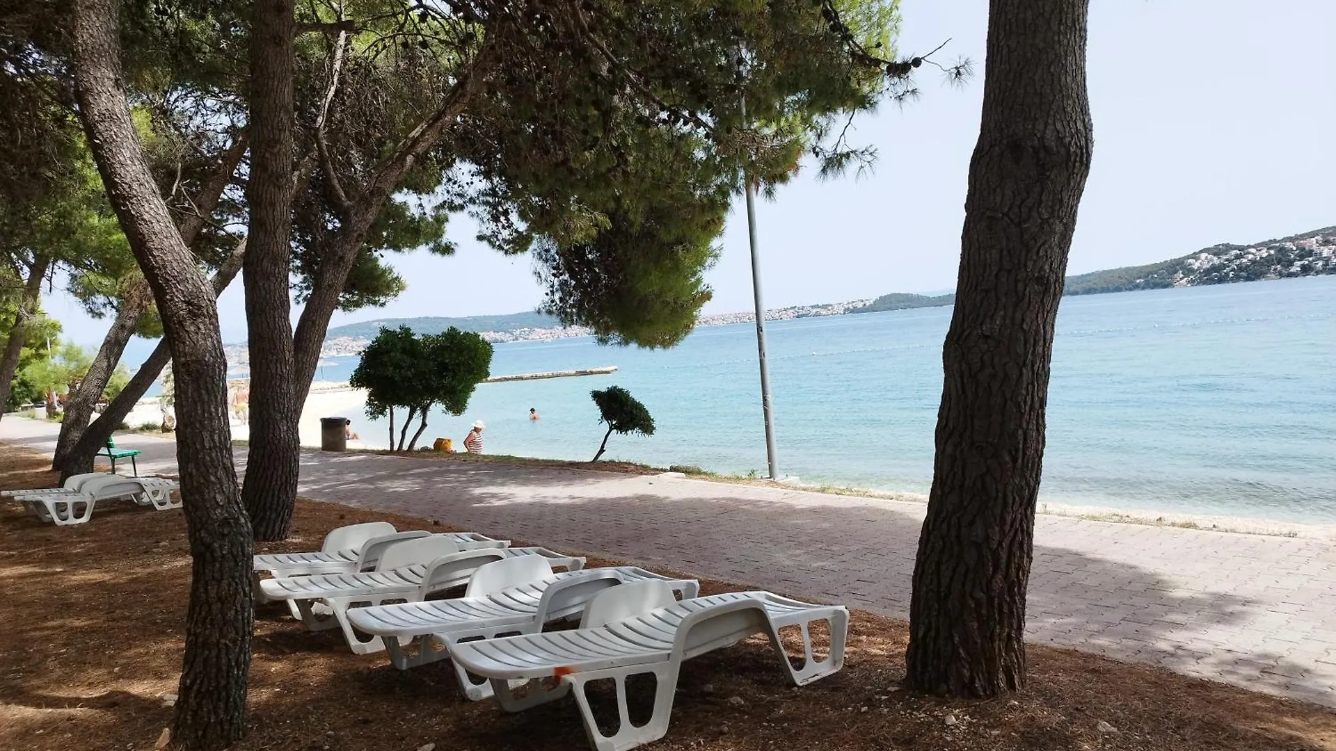 Domenico - 50 M From The Sea Apartment Seget Donji