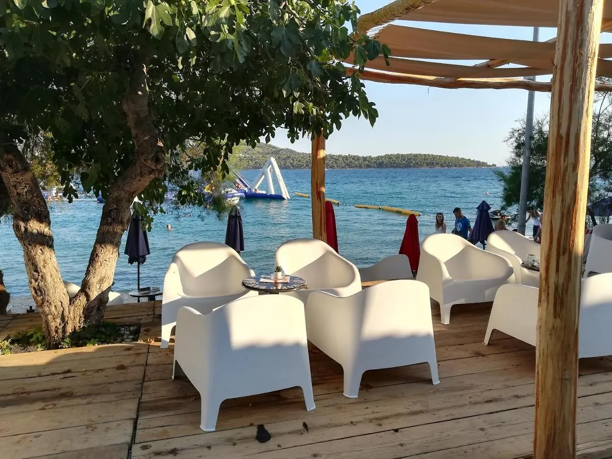 Domenico - 50 M From The Sea Apartment Seget Donji Croatia